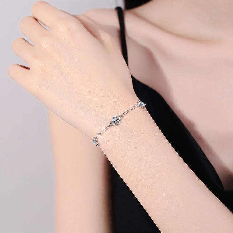 [AW]TRIPLE-CLOVER MOISSANITE BRACELET