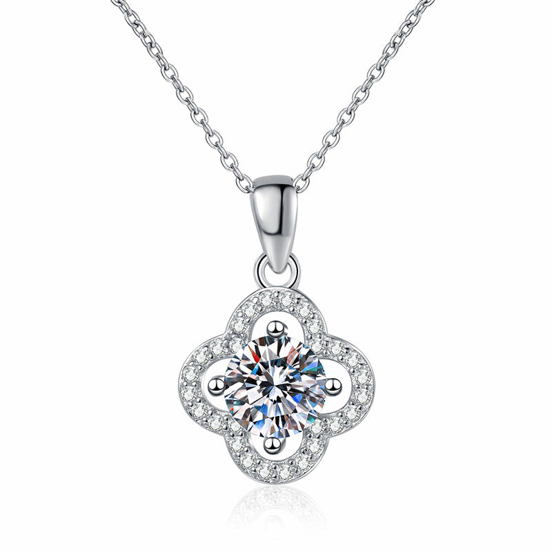 [AW]CLASSIC CLOVER MOISSANITE PENDANT NECKLACE