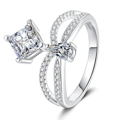 [AW]ELEGANT DOUBLE-TWISTED MOISSANITE RING