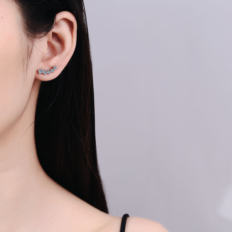 [AW]SPARKLING SMILE ARC MOISSANITE STUD EARRINGS
