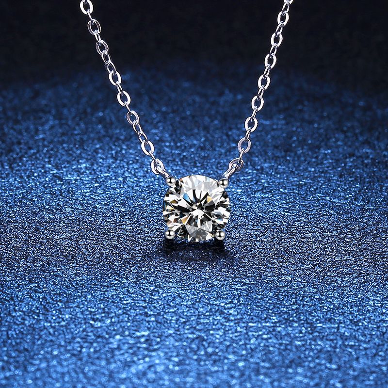 [AW]CLASSIC FOUR-PRONG SOLITAIRE MOISSANITE NECKLACE