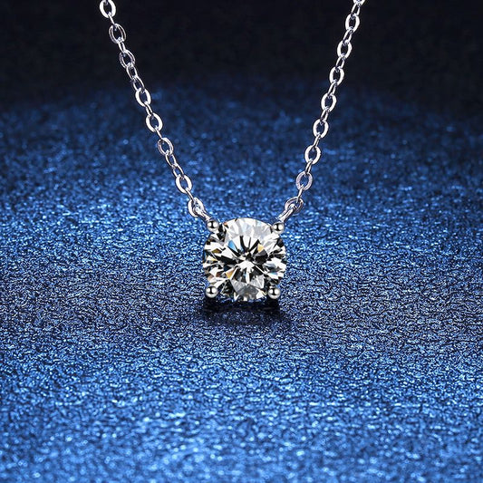 [AW]CLASSIC FOUR-PRONG SOLITAIRE MOISSANITE NECKLACE