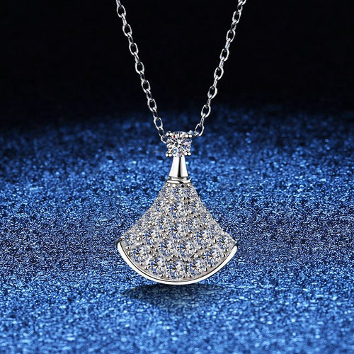 [AW]ELEGANT FAN-SHAPED MOISSANITE PENDANT NECKLACE