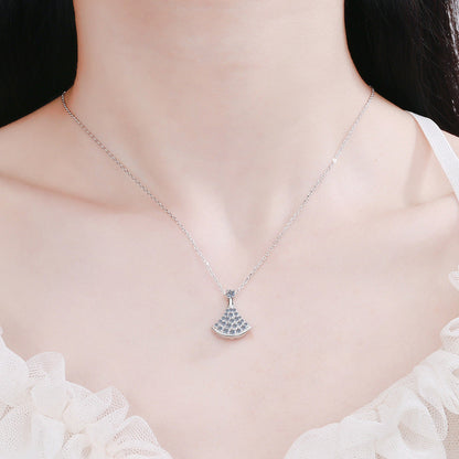 [AW]ELEGANT FAN-SHAPED MOISSANITE PENDANT NECKLACE