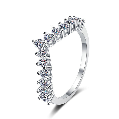 [AW]ELEGANT V-SHAPED CHEVRON MOISSANITE RING