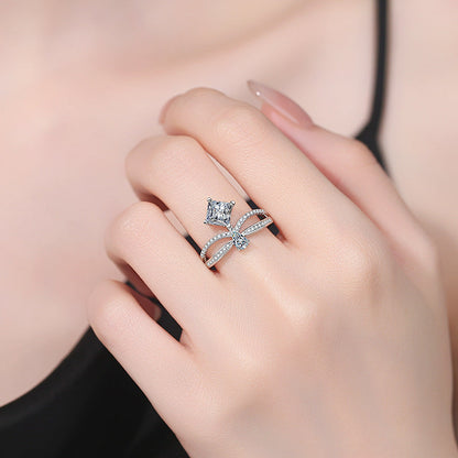 [AW]ELEGANT DOUBLE-TWISTED MOISSANITE RING