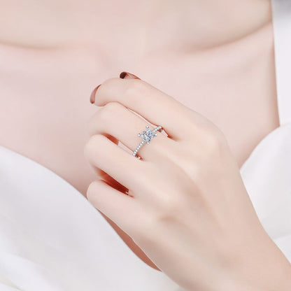 [AW]ELEGANT PRINCESS CUT MOISSANITE ENGAGEMENT RING