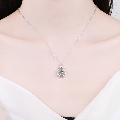 [AW]DANCING WATER DROP MOISSANITE NECKLACE