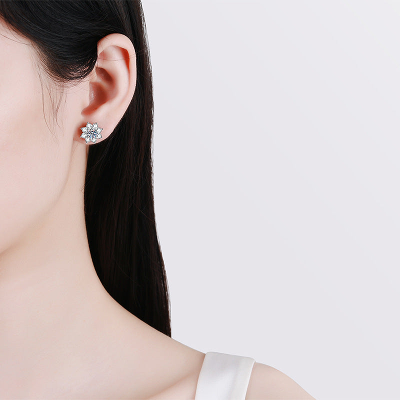 [AW]RADIANT SUNFLOWER MOISSANITE STUD EARRINGS