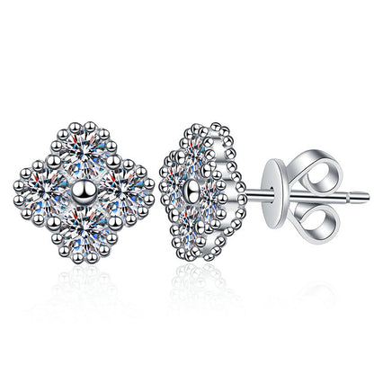 [AW]ELEGANT FOUR-LEAF CLOVER MOISSANITE STUD EARRINGS