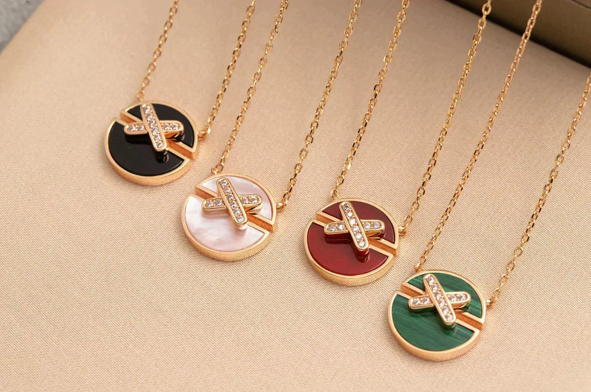 [AW]JEUX DE ROSE GOLD DIAMOND NECKLACE