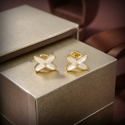 [AW]JEUX DE WHITE MOP GOLD DIAMOND EARRINGS
