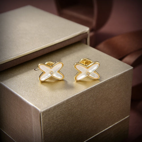 [AW]JEUX DE WHITE MOP GOLD DIAMOND EARRINGS