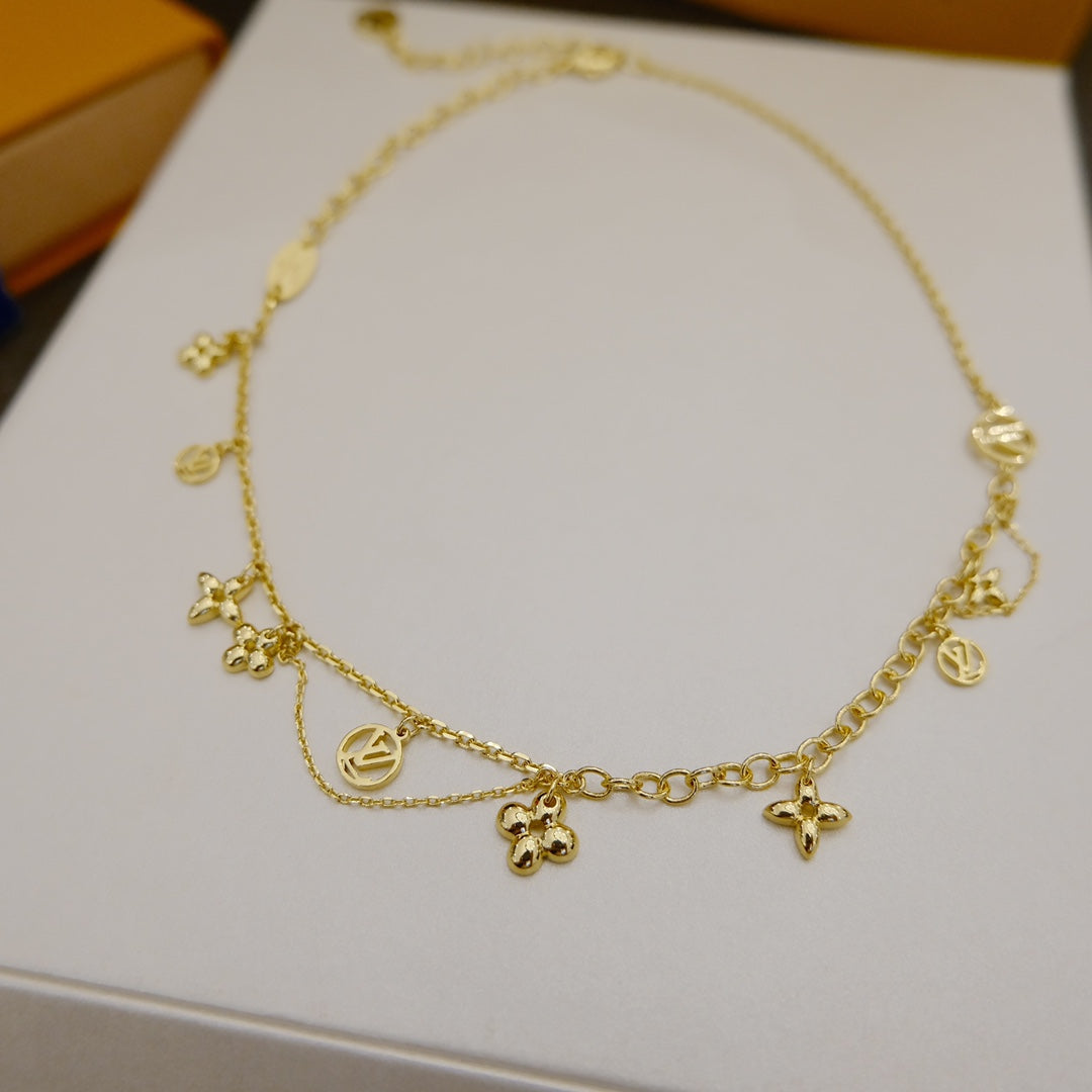 [AW]BLOOMING SUPPLE NECKLACE BRASS