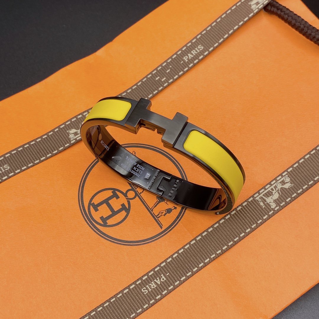 [AW]CLIC HM SO BLACK YELLOW BRACELET