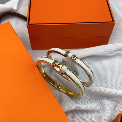 [AW]CLASSIC HM CLIC WHITE 8MM ENAMEL BRACELET