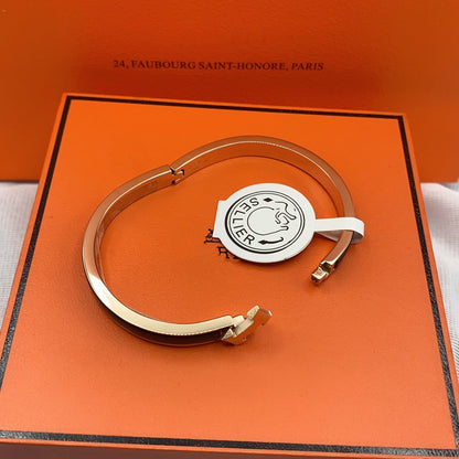 [AW]CLASSIC HM CLIC BLACK 8MM ENAMEL BRACELET
