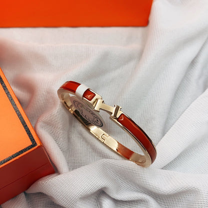 [AW]CLASSIC HM CLIC RED 8MM ENAMEL BRACELET