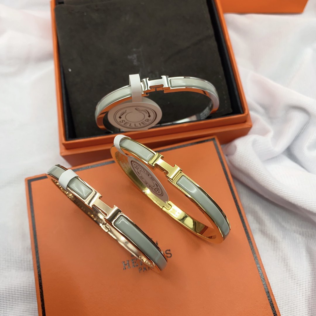 [AW]CLASSIC HM CLIC GREEN 8MM ENAMEL BRACELET