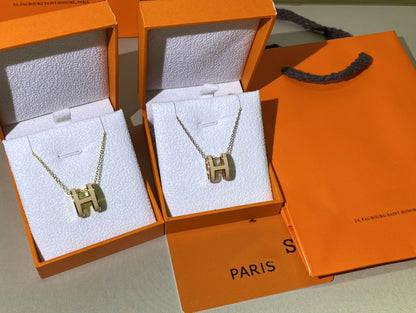 [AW]HM CLIC YELLOW ENAMEL GOLD NECKLACE