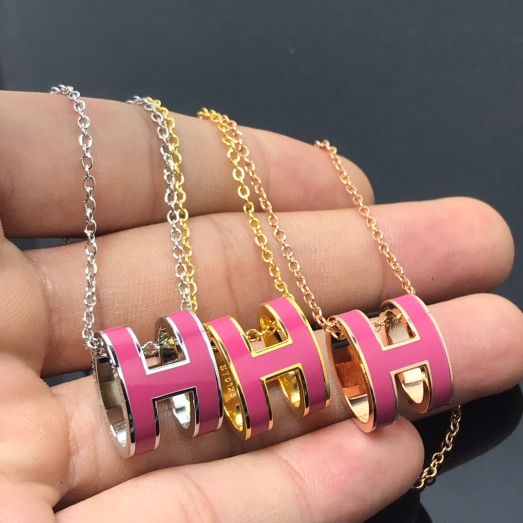 [AW]H NECKLACE PINK