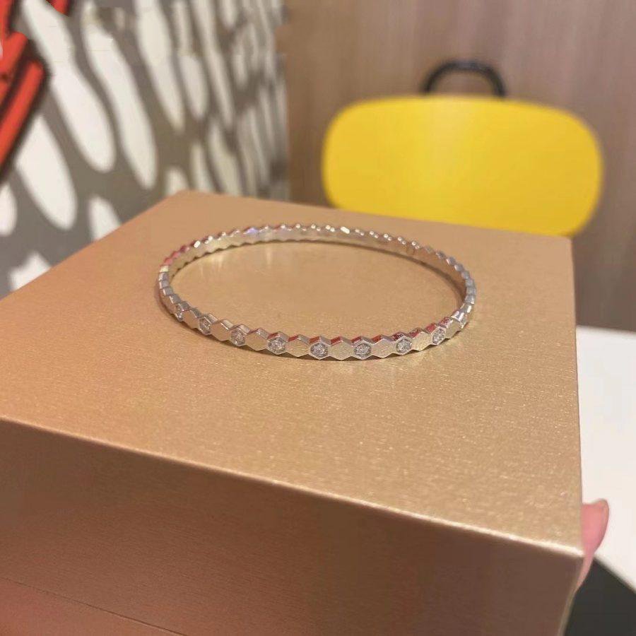 [AW]BEE LOVE SILVER DIAMOND BRACELET
