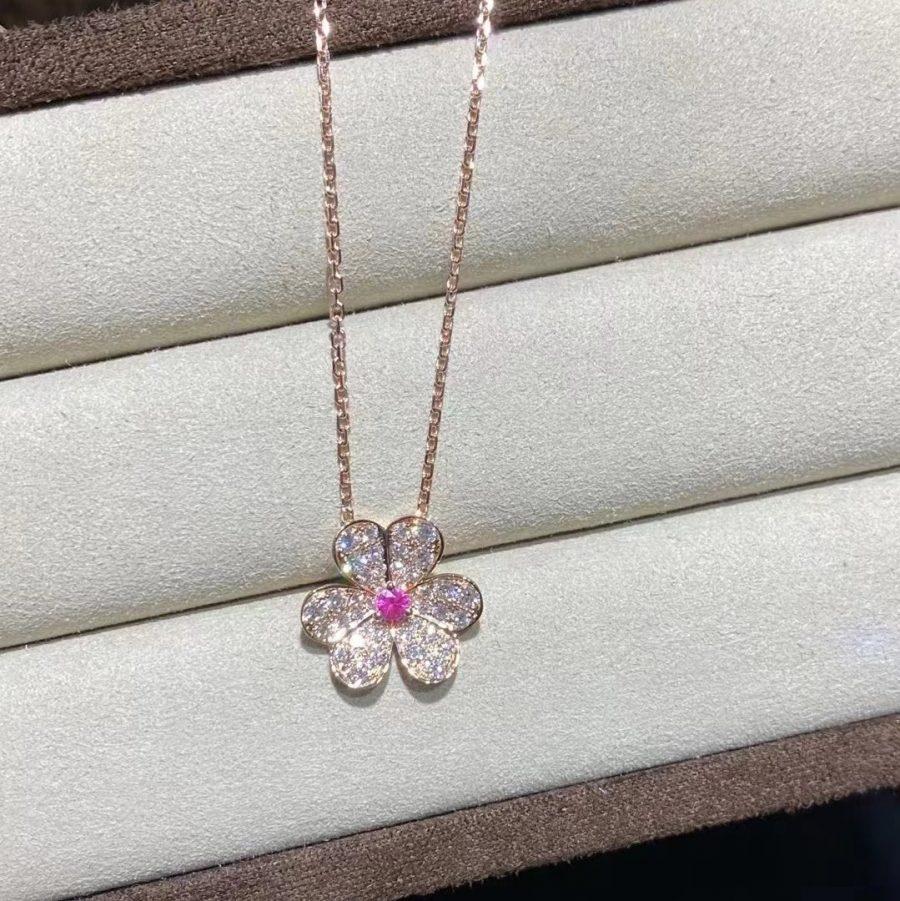[AW]PAVÉ DIAMOND BUTTERFLY CHARM NECKLACE